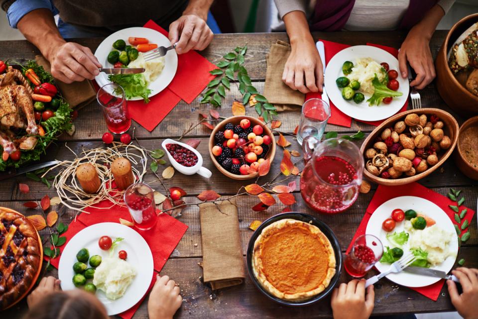 Tips to enjoy the holidays during your weight loss journey  - HonorHealth Bariatrics