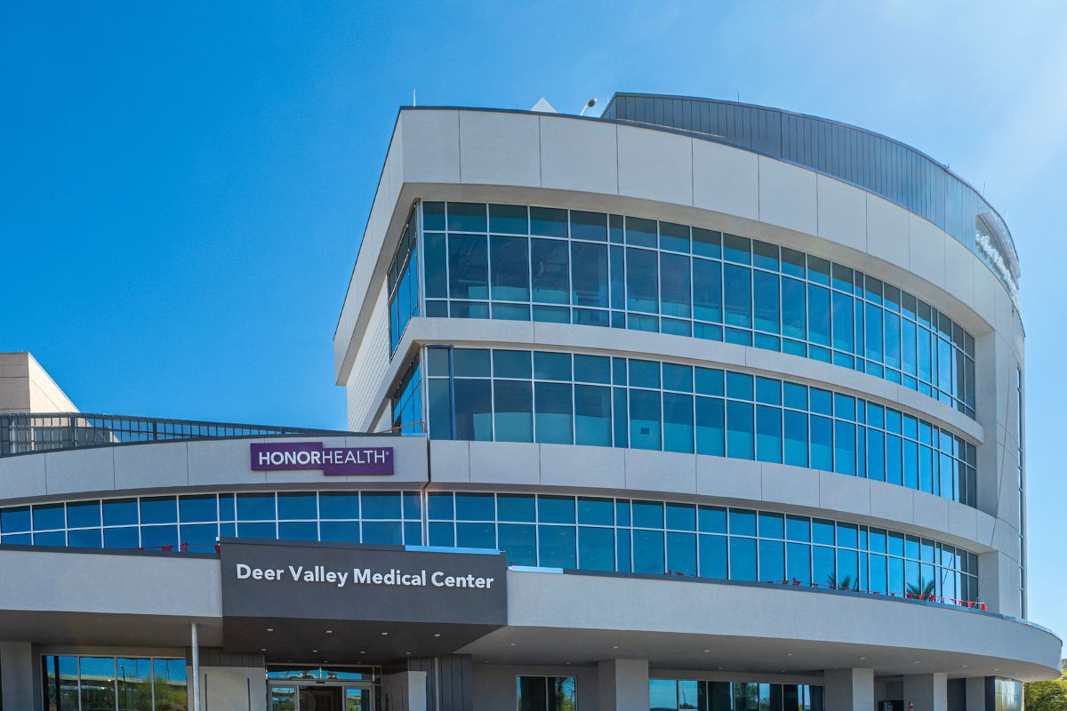 HonorHealth Deer Valley Medical Center - exterior building view