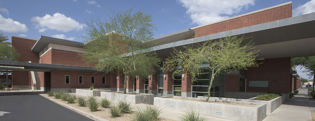 HonorHealth Greenbaum Surgical Specialty Hospital exterior building view