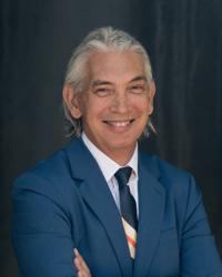 photo of Giraldo Kato, MD