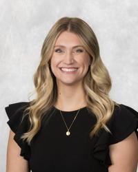 photo of Lauren Raia, NP