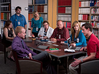 HonorHealth Academic Affairs - Family Medicine Residency medical students meeting faculty