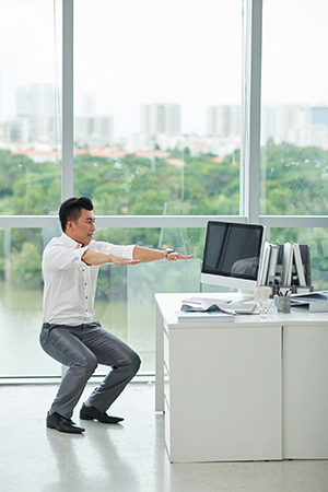 10 Ways To Exercise At Work Even If You Re In A Cubicle Honorhealth