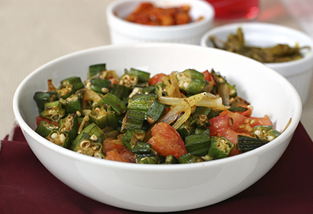 Charred okra with tomatillos