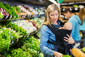 What should I eat while I’m breastfeeding?