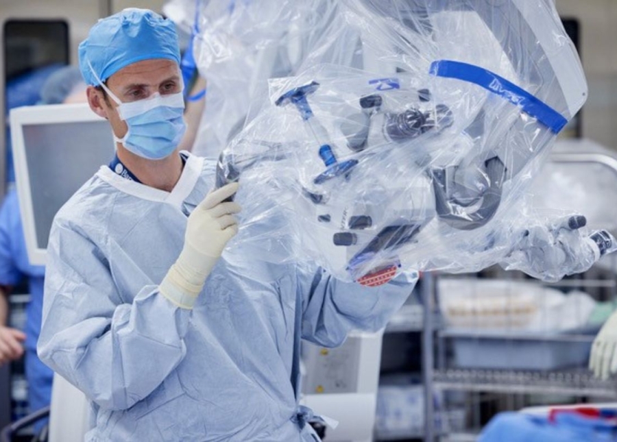 New “awake” spine surgery approach at HonorHealth Deer Valley Medical Center expands options for high-risk patients.