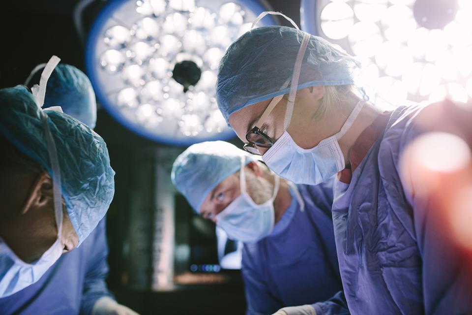 Learn how minimally invasive surgery can help the opioid crisis