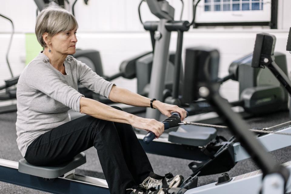 An HonorHealth patient participates in cardiac rehab