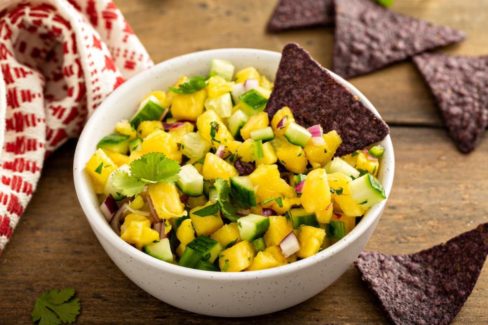HonorHealth's pineapple cucumber salad recipe