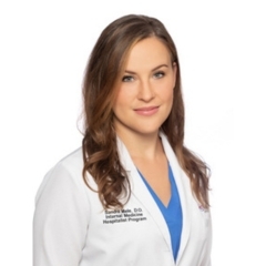 Program Director, Sandra Mele, DO, of the Internal Medicine Residency Program at HonorHealth Mountain Vista Medical Center