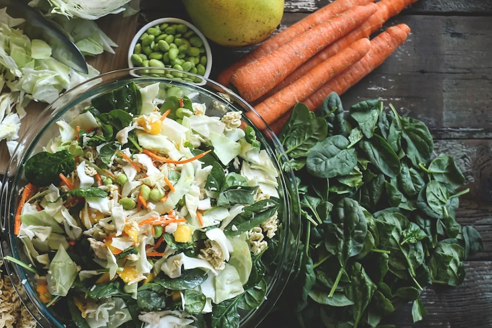 Thai salad with coconut curry dressing recipe