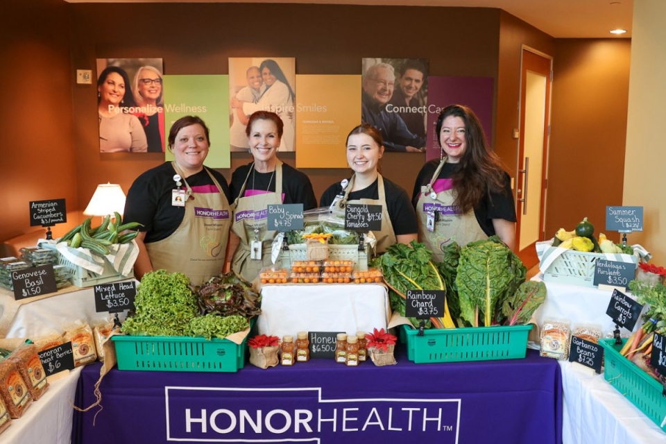 HonorHealth Community and Culture - Smiling members of the Blue Zones Project Scottsdale volunteer to help HonorHealth achieve a Blue Zones Worksite Certification.