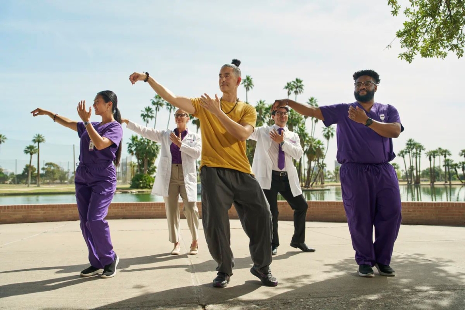 HonorHealth Integrative Medicine - Group participates in Tai Chi to improve balance, flexibility and strength while reducing stress.