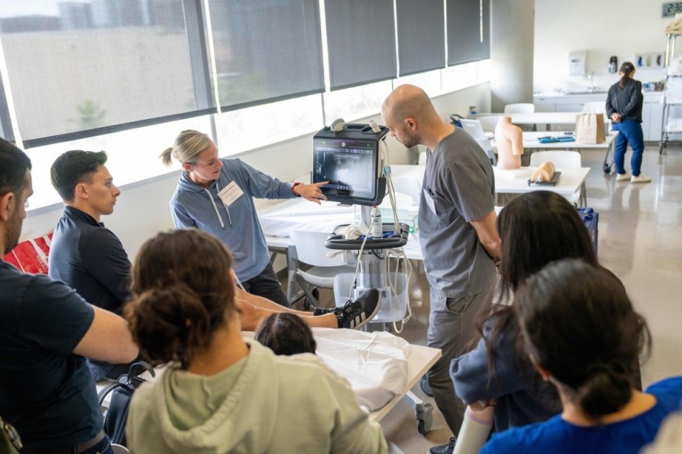 HonorHealth Family Medicine Osborn Residency Program faculty teaches residents program curriculum.