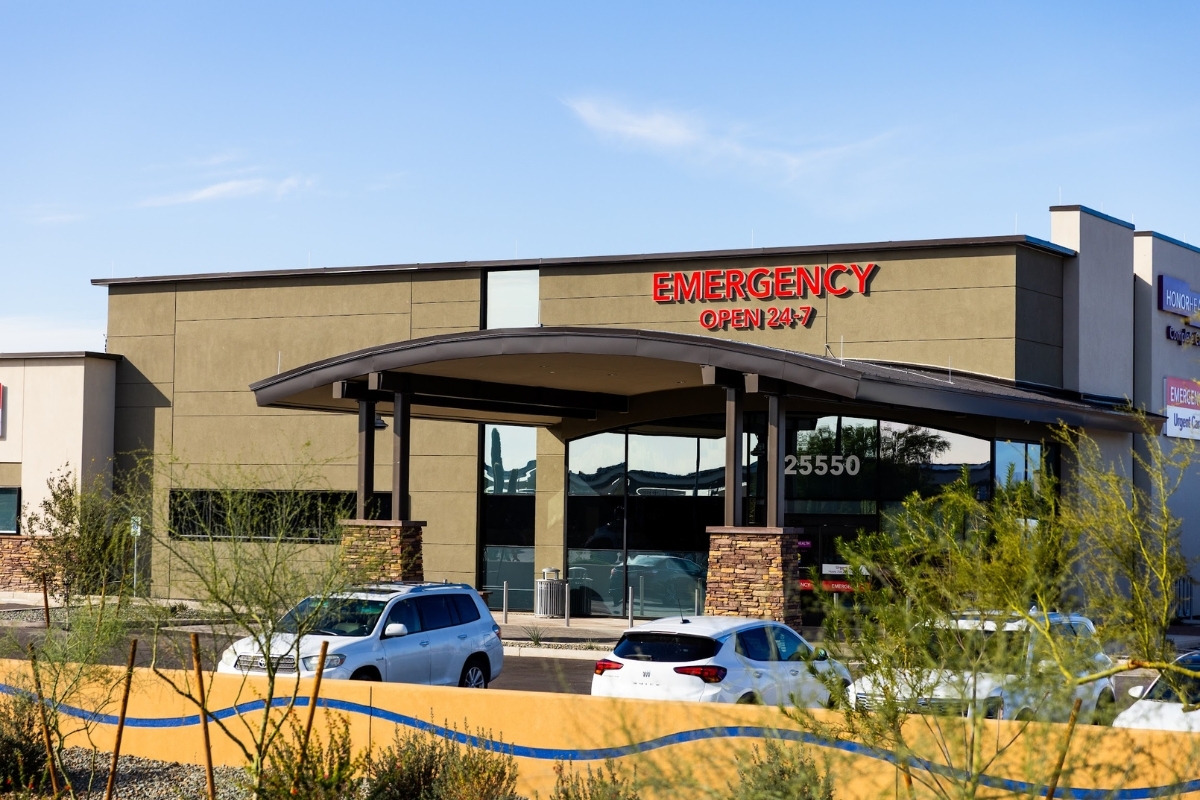 HonorHealth Complete Care - Lake Pleasant exterior building view