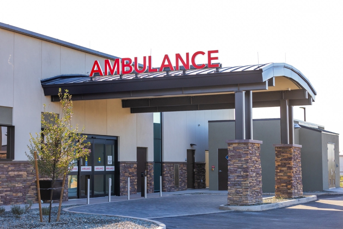 HonorHealth Complete Care - Lake Pleasant exterior building view