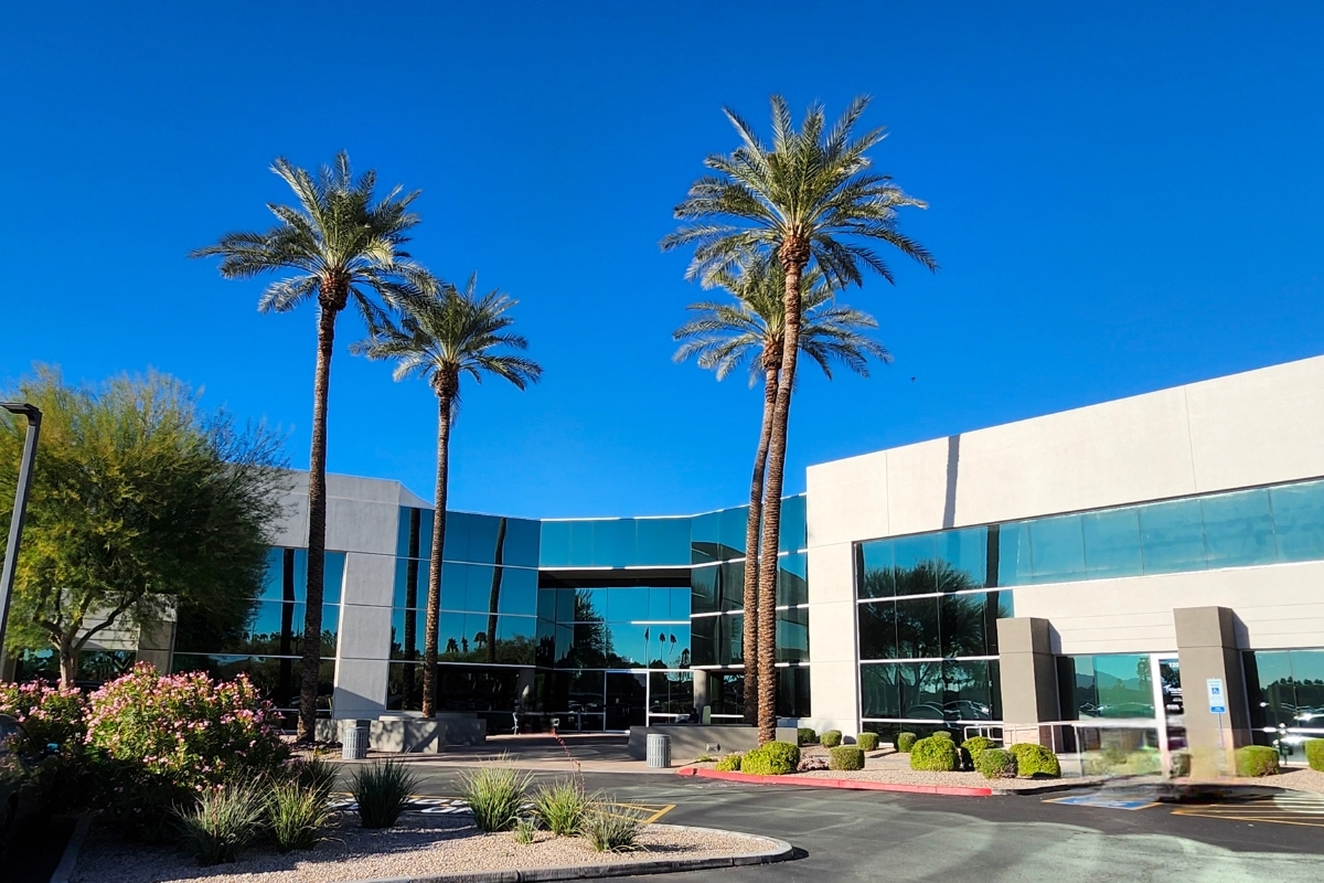 Valley Urology Specialists in collaboration with HonorHealth - Scottsdale location exterior building view