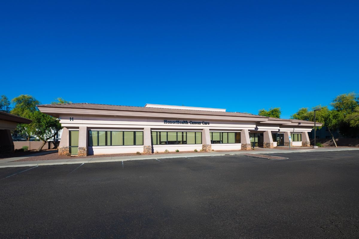 HonorHealth Cancer Care - Avondale location exterior building view.