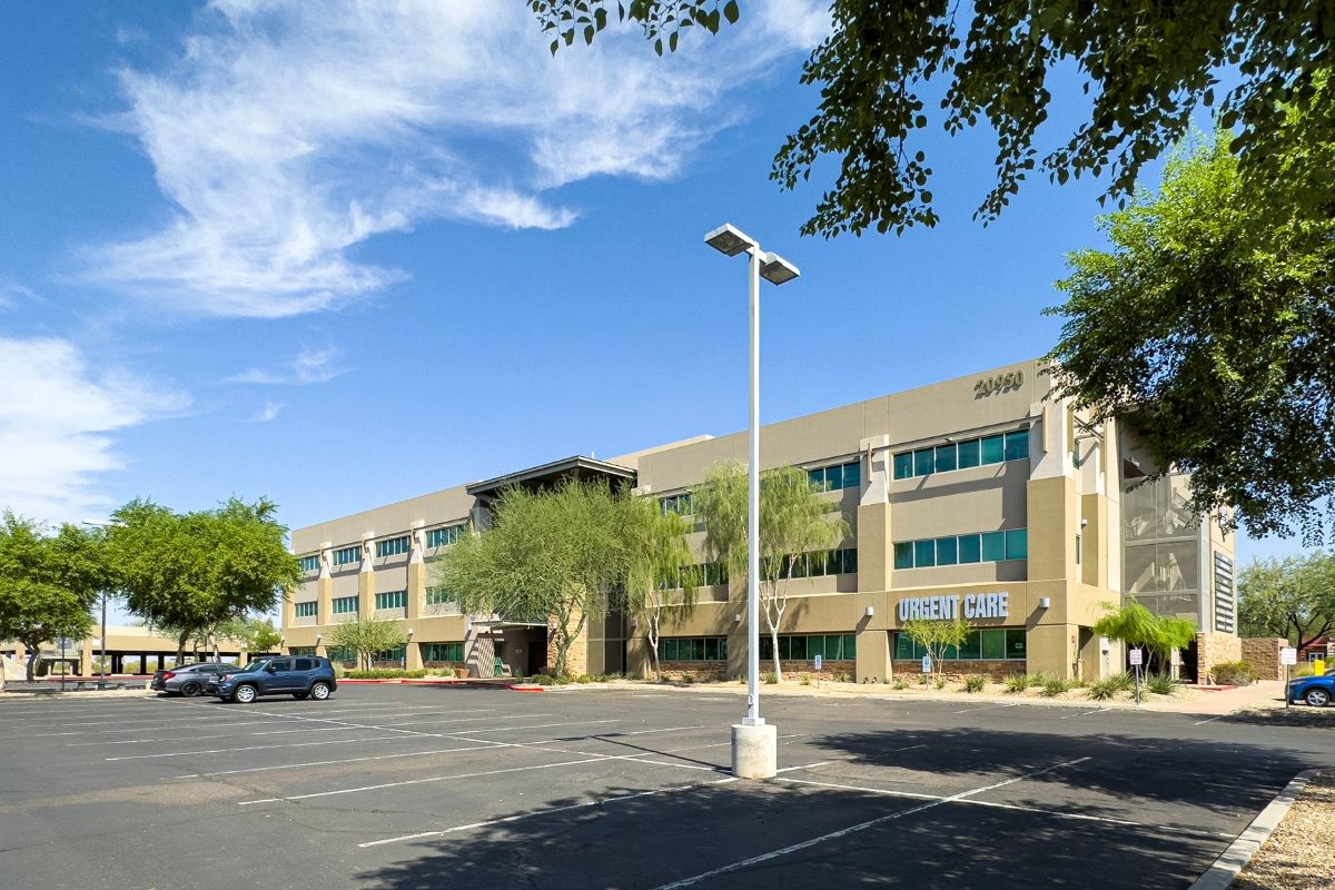 Pain Consultants of Arizona in collaboration with HonorHealth - Phoenix - exterior building view