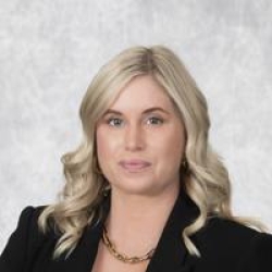Photo of Rachel Straight