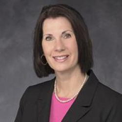 Photo of Lisa DeLa Cruz