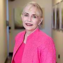 Photo of Christi Bourne