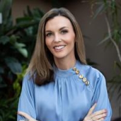 Photo of Christina Reuss