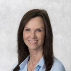 Photo of Stephanie Durst-Rael