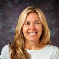 Photo of Denise Cannon