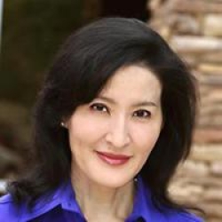 Photo of Julie Salmon