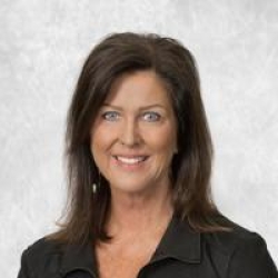 Photo of Lisa Sanders