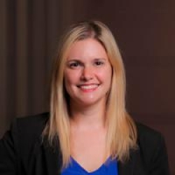 Photo of Lauren Eads
