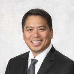 Photo of Enrique Ona