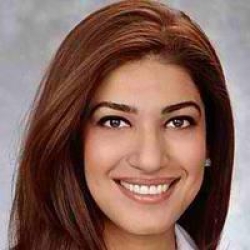 Photo of Arooj Kayani
