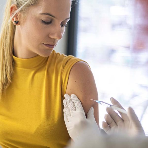 Schedule time for your flu shot and stay healthy this fall - HonorHealth