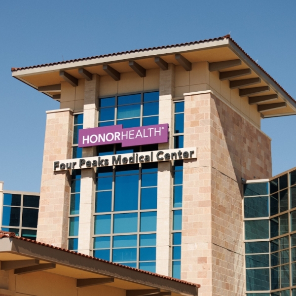 HonorHealth Four Peaks Medical Center - Exterior building view