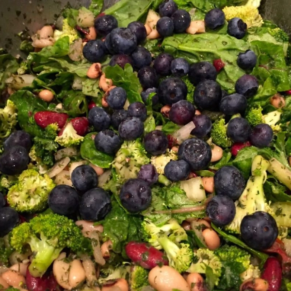 Blue Zones lemon and dill bean salad recipe from HonorHealth.