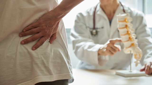Spine, back and neck pain treatment options from HonorHealth