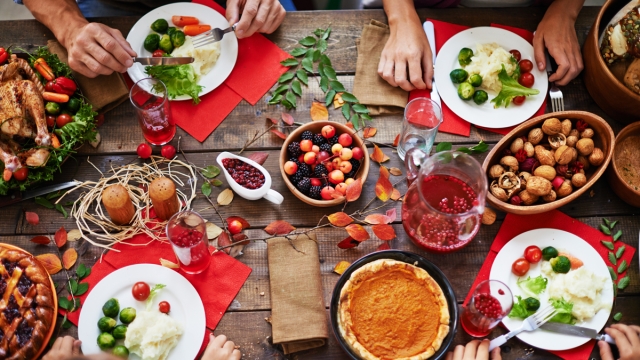 Tips to enjoy the holidays during your weight loss journey  - HonorHealth Bariatrics
