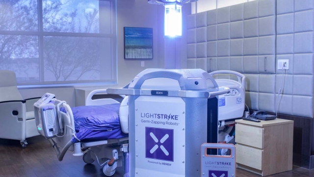 Germ-zapping robots in use at HonorHealth