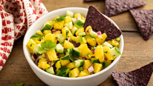 HonorHealth's pineapple cucumber salad recipe
