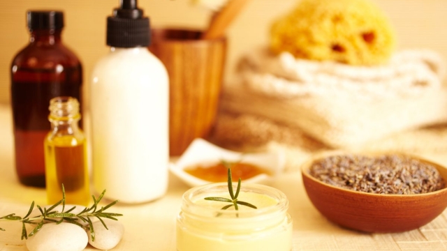 A stress-relief gift set is an HonorHealth doctor-approved holiday gift that provides heart benefits.