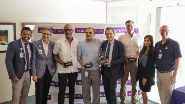 HonorHealth's 2026 Scottsdale Thompson Peak Medical Center physician recognition awards